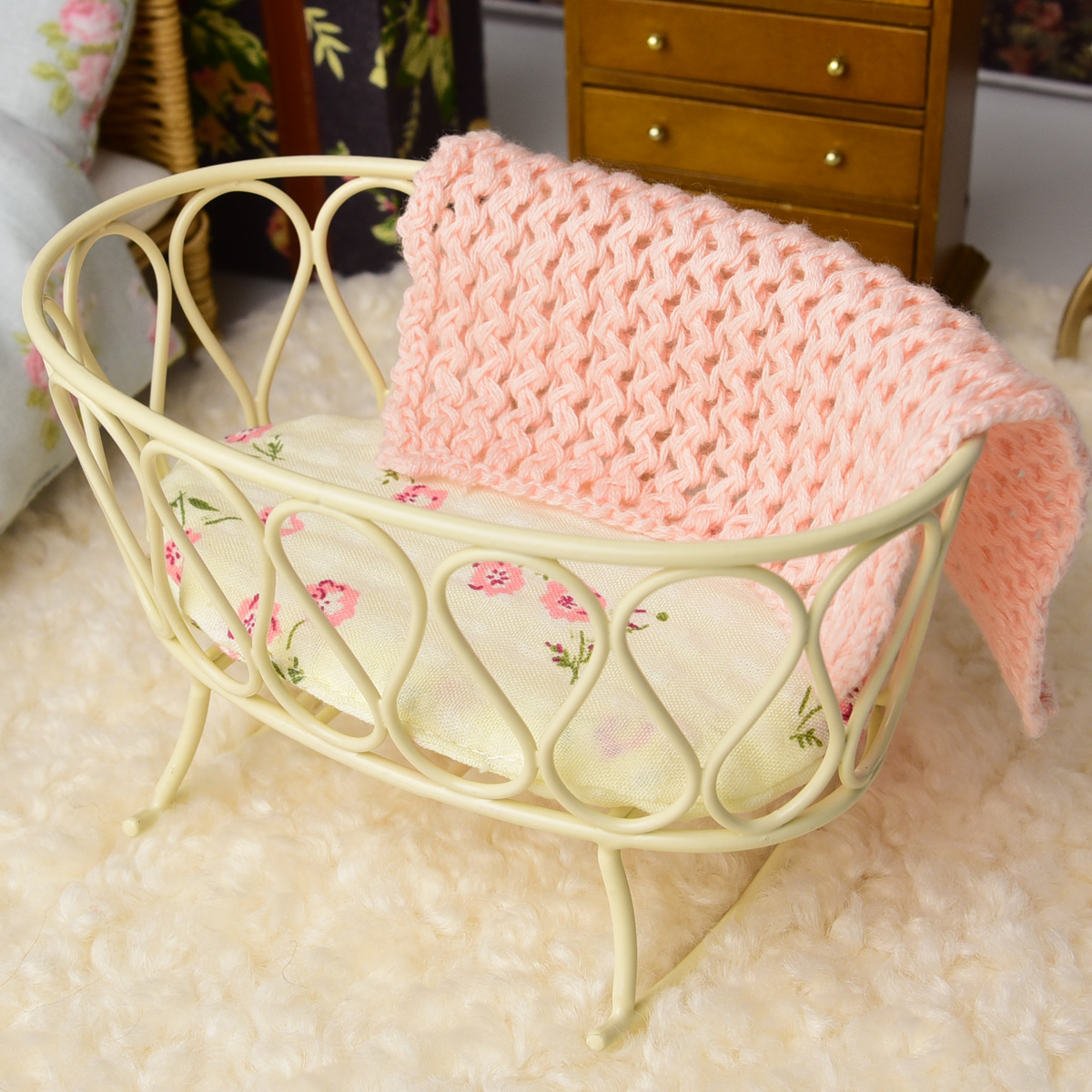 Wedding Hampers - 1:12 Miniatur Simulasi Furnitur Keranjang Logam